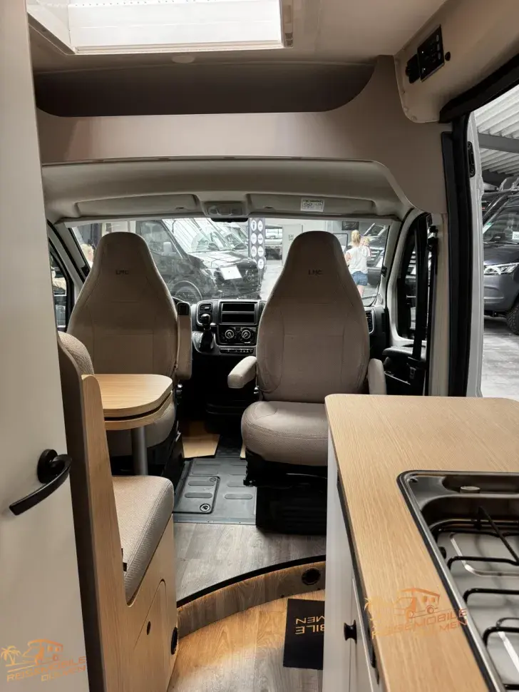 Fahrzeugbild LMC Innovan Pure 540 8G. Auto #14