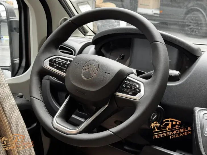 Fahrzeugbild LMC Innovan Pure 540 8G. Auto #26
