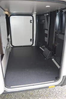 Fahrzeugbild Bürstner Signature SFT 7.1 Anhängerkupplung #8