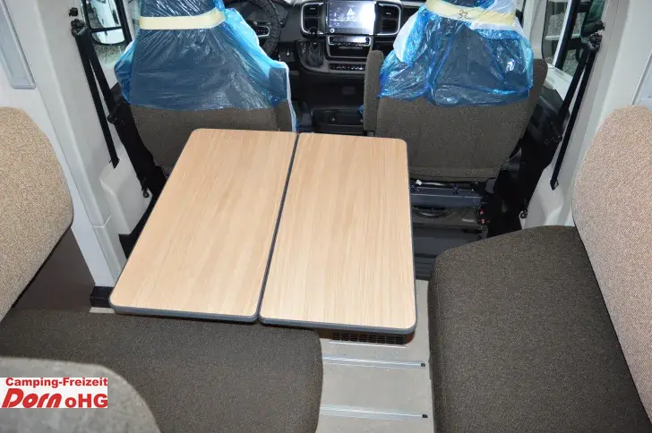 Fahrzeugbild Bürstner Signature SFT 7.1 Anhängerkupplung #20