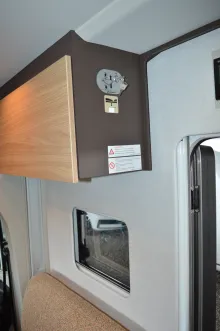 Fahrzeugbild Bürstner Signature SFT 7.1 Anhängerkupplung #29