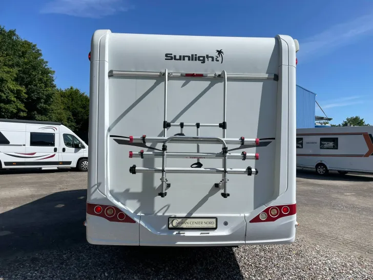 Fahrzeugbild Sunlight T68 #4