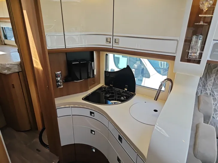 Fahrzeugbild Carthago chic e-line I 50 LE DA #13