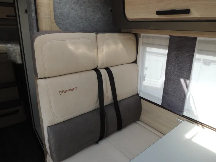Fahrzeugbild Weinsberg CaraCompact EDITION PEPPER 600 MEG "Modell 2027" #8