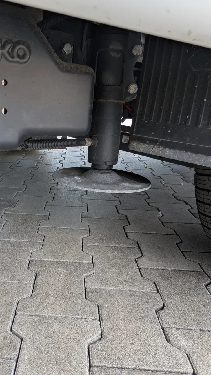 Fahrzeugbild Bürstner Ixeo 680 G*HUBSTÜTZEN* #10