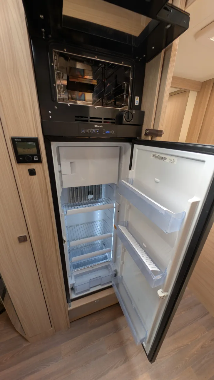 Fahrzeugbild Bürstner Ixeo 680 G*HUBSTÜTZEN* #16