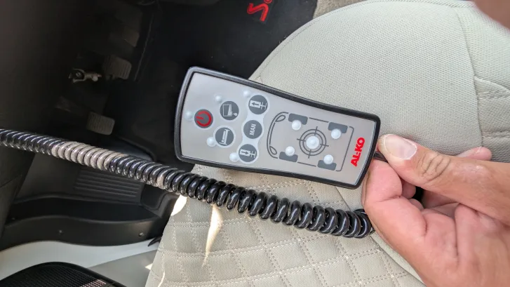 Fahrzeugbild Bürstner Ixeo 680 G*HUBSTÜTZEN* #33
