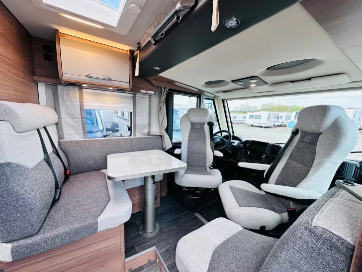 Fahrzeugbild Knaus Van I 650 MEG 180PS Automatik -16,5% #12