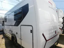 Fahrzeugbild Bürstner Signature SFT 7.4 Navi+Kamera+L-Sitzbank+Markise #4