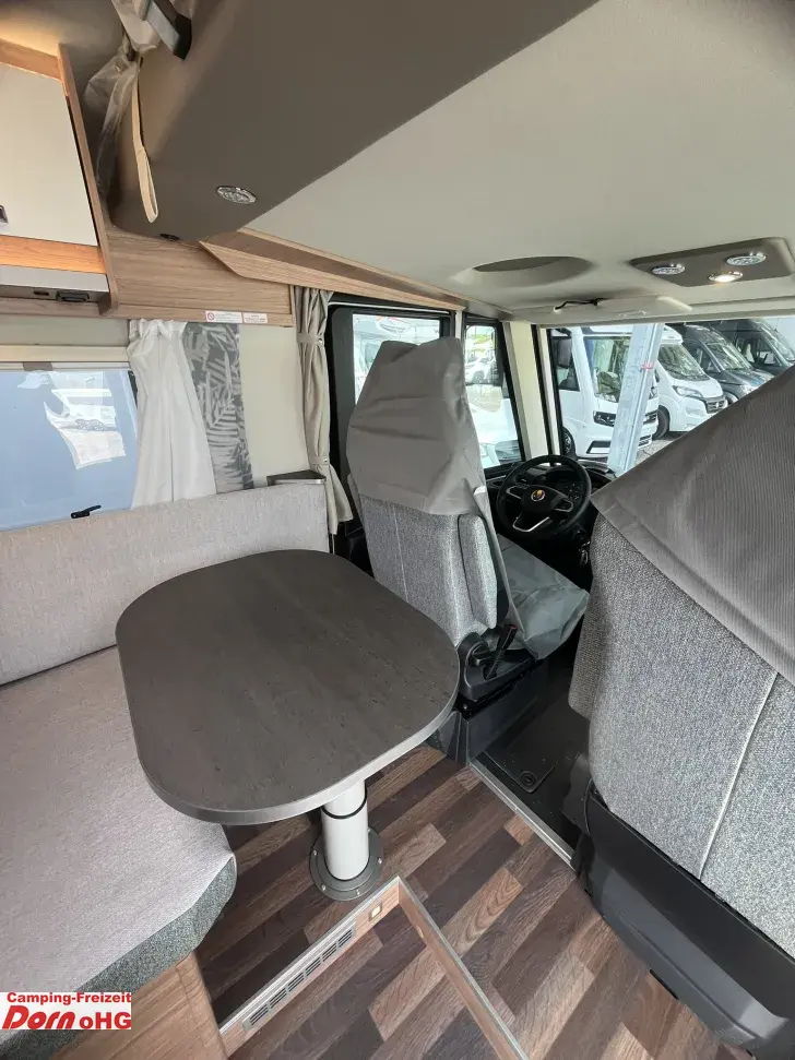 Fahrzeugbild Weinsberg CaraCore 650 MEG Automatik/180PS/Dachklima #13