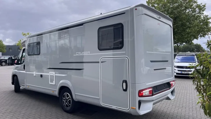 Fahrzeugbild LMC Cruiser 740 EL #3