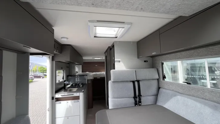 Fahrzeugbild LMC Cruiser 740 EL #7