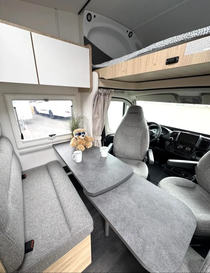Fahrzeugbild Chausson Alkoven First Line C514 #7