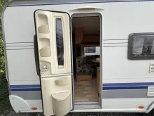 Fahrzeugbild Hobby De Luxe 560 KMFe Reimport #8