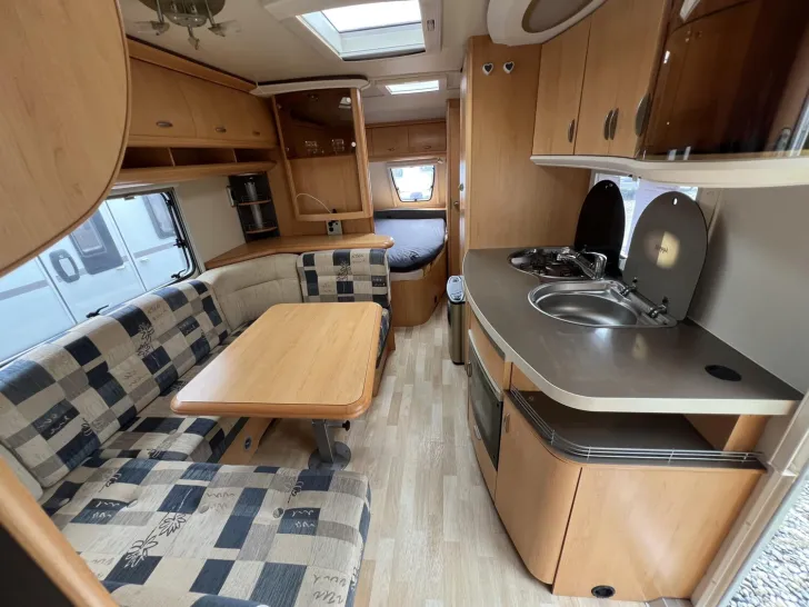 Fahrzeugbild Hobby De Luxe 560 KMFe Reimport #14