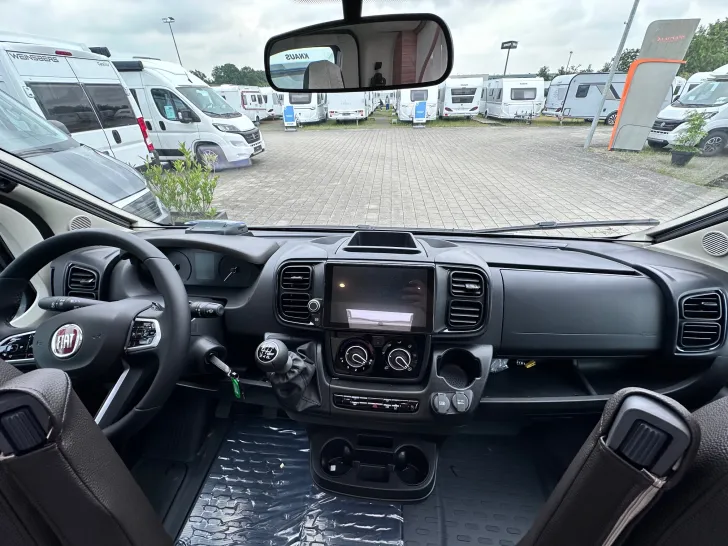 Fahrzeugbild Weinsberg CaraCompact EDITION PEPPER 600 MEG Fenster hl Styling-Paket BLACK #14