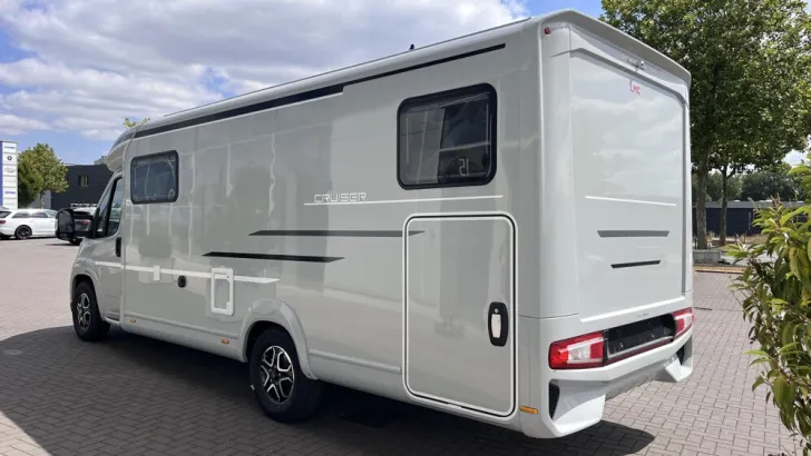 Fahrzeugbild LMC Cruiser 740 EL #3