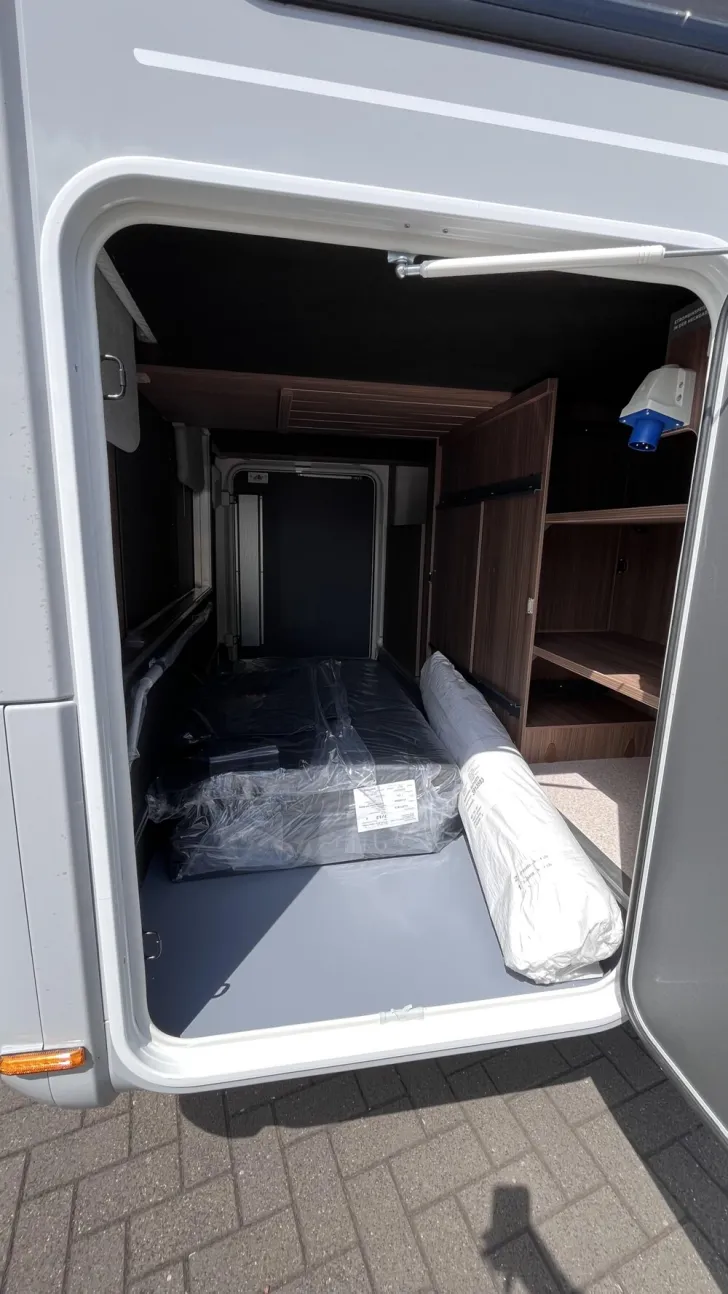 Fahrzeugbild LMC Cruiser 740 EL #4
