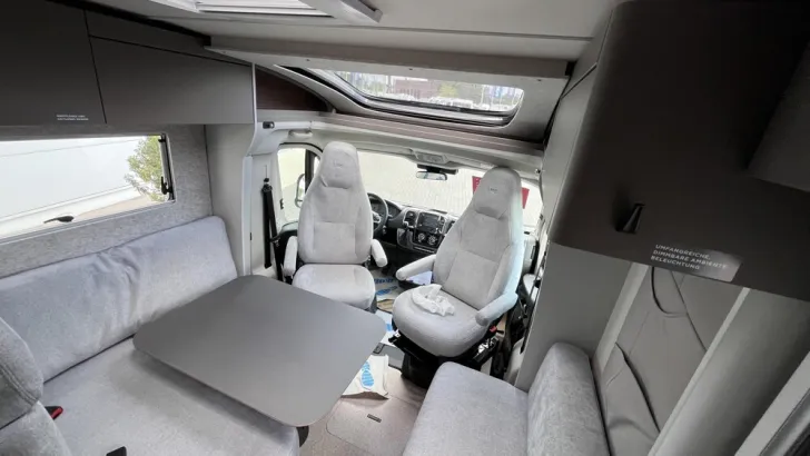 Fahrzeugbild LMC Cruiser 740 EL #6