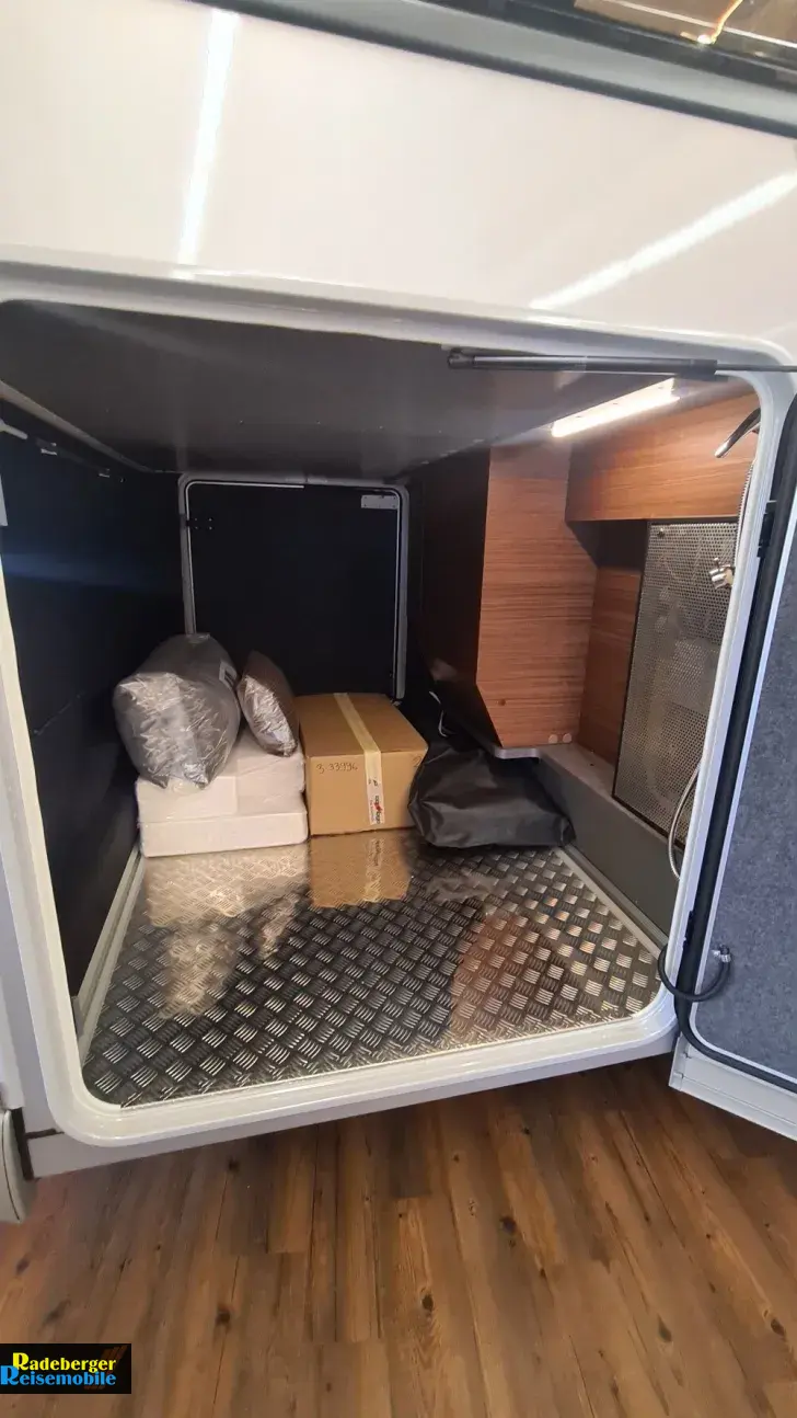 Fahrzeugbild Carthago chic c-line I 4.9 LE #6