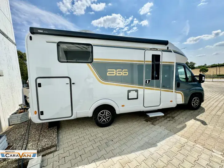 Fahrzeugbild Bürstner B66 690 TD mit Sicherheits-Assistenten #38
