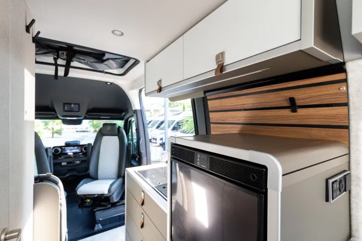 Fahrzeugbild Hymer Grand Canyon S CrossOver 600 // UVP: 151.530  #15