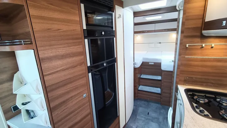 Fahrzeugbild Dethleffs Globetrotter XXL A 9000 #13