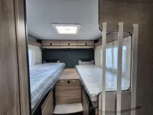 Fahrzeugbild Rimor Kilig 695 mit Einzelbetten u. 5 Gurtplätzen #17