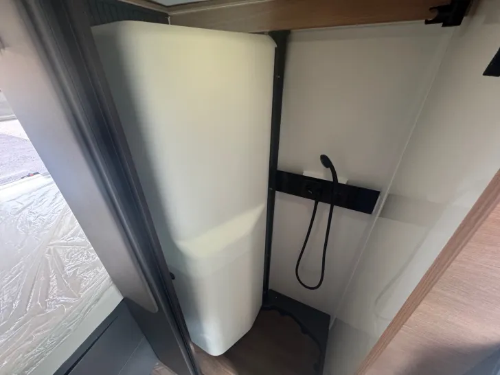 Fahrzeugbild Knaus BoxLife 600 MQ Platinum Selection *Care-Drive-Paket* #16