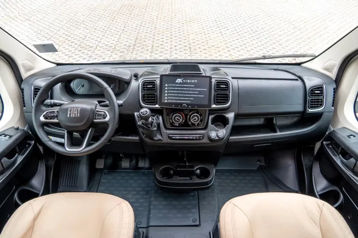 Fahrzeugbild LMC Innovan 600/603 *70 Jahre*Markise*Navi*Kamera* #7