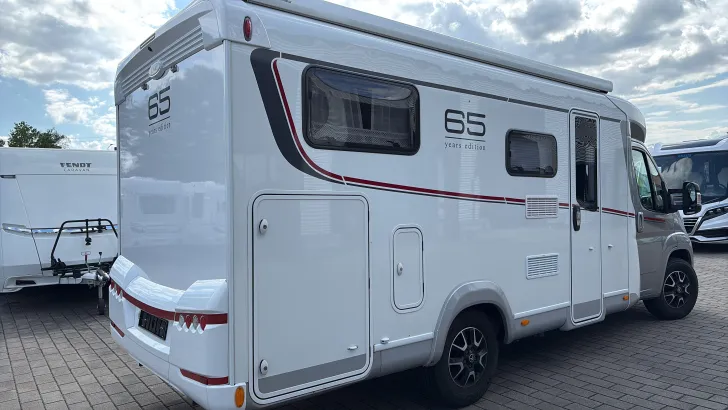 Schräg Hinten LMC Van V 643 G 65 Years Edition sehr gepflegt