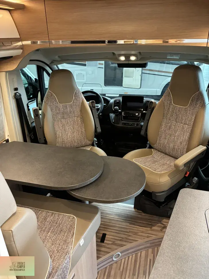 Fahrzeugbild Malibu Van compact 540 DB Solar, Tageszulassung #15