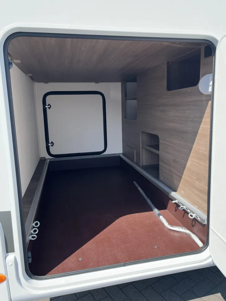 Fahrzeugbild Carado T 328 #11