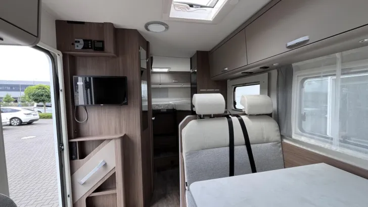 Fahrzeugbild Carado T 328 #7