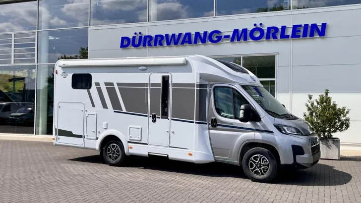 Fahrzeugbild Carado T 328 #1