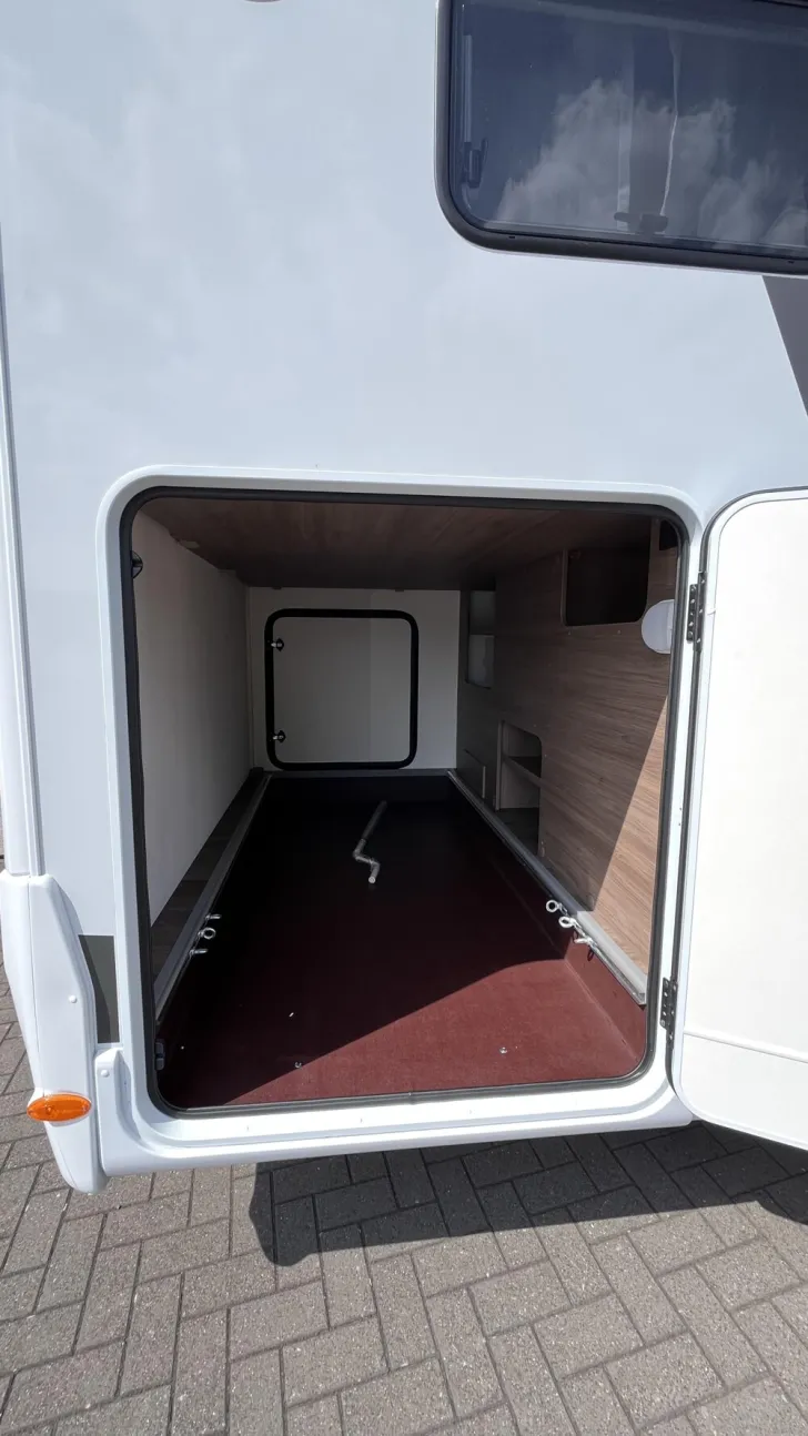 Fahrzeugbild Carado T 328 #4