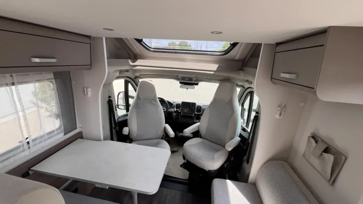 Fahrzeugbild Carado T 328 #6