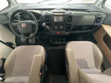 Fahrzeugbild Carado I 447/Einzelbetten/Heckgarage/Hubbett/SAT #7