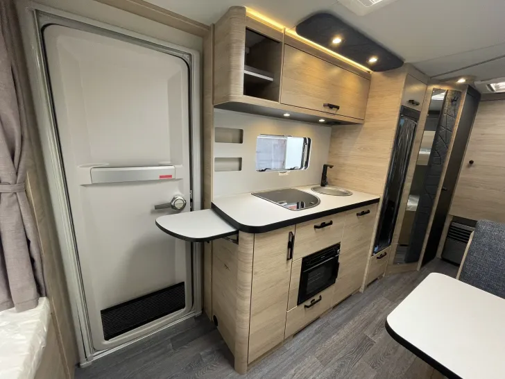 Fahrzeugbild Weinsberg CaraOne 550 QDK, Etagenbett, 2026 #12