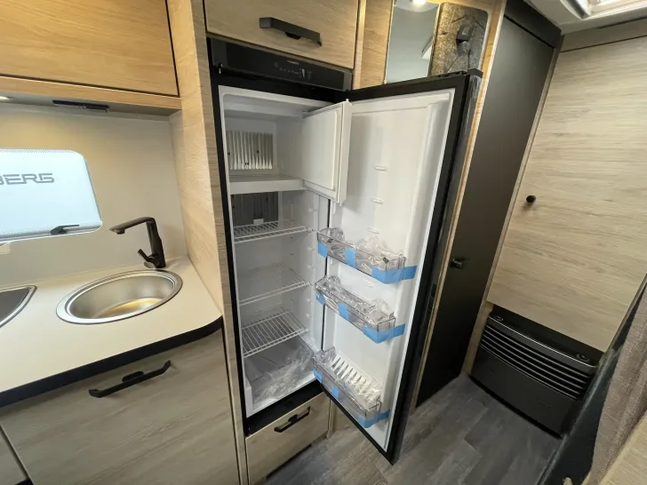 Fahrzeugbild Weinsberg CaraOne 550 QDK, Etagenbett, 2026 #18