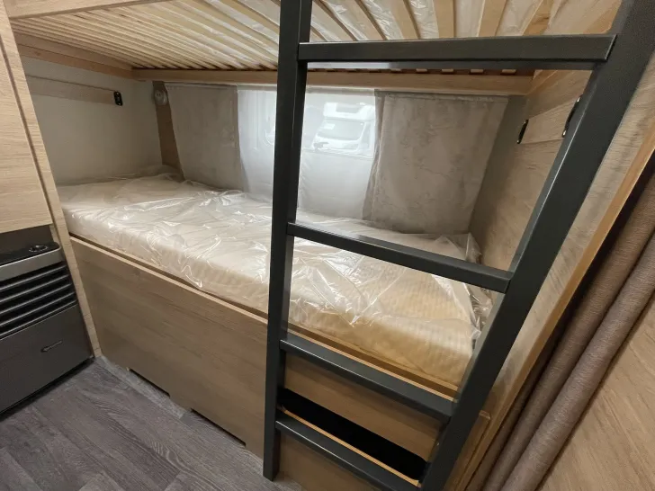 Fahrzeugbild Weinsberg CaraOne 550 QDK, Etagenbett, 2026 #30