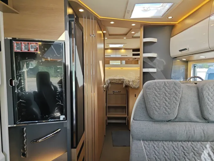 Fahrzeugbild Carthago C2-tourer I 145 RB LE comfort Mercedes #19