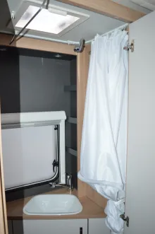 Fahrzeugbild Knaus Sport 500 QDK Kühlschrank 177l #16