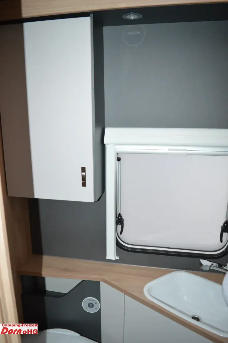 Fahrzeugbild Knaus Sport 500 QDK Kühlschrank 177l #17