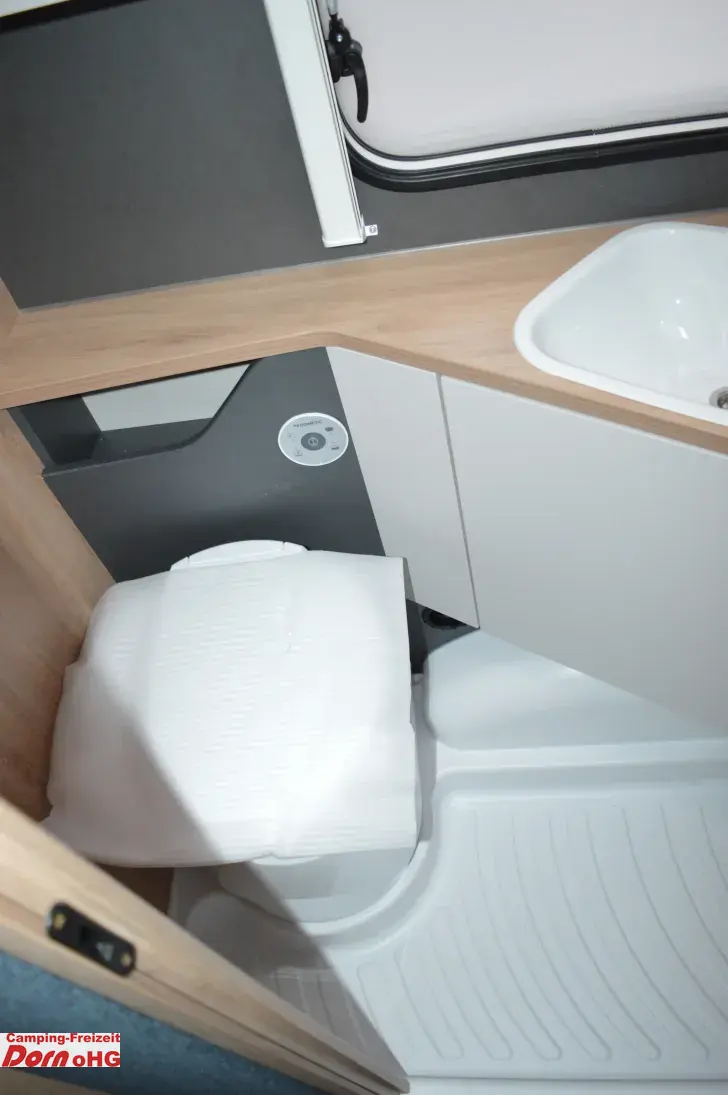 Fahrzeugbild Knaus Sport 500 QDK Kühlschrank 177l #18