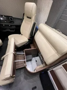 Fahrzeugbild Carthago chic c-line I 4.9 LE Mercedes (313) #40