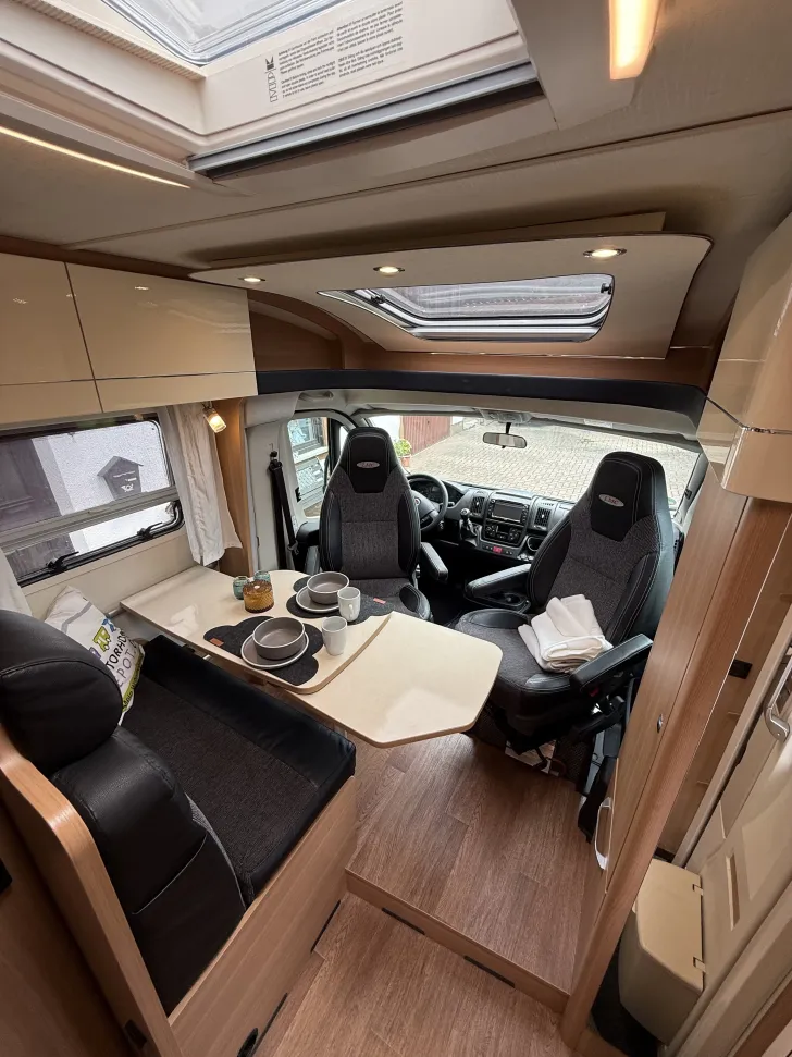 Fahrzeugbild LMC Cruiser V 646 Solar, Klimaautomatik #7