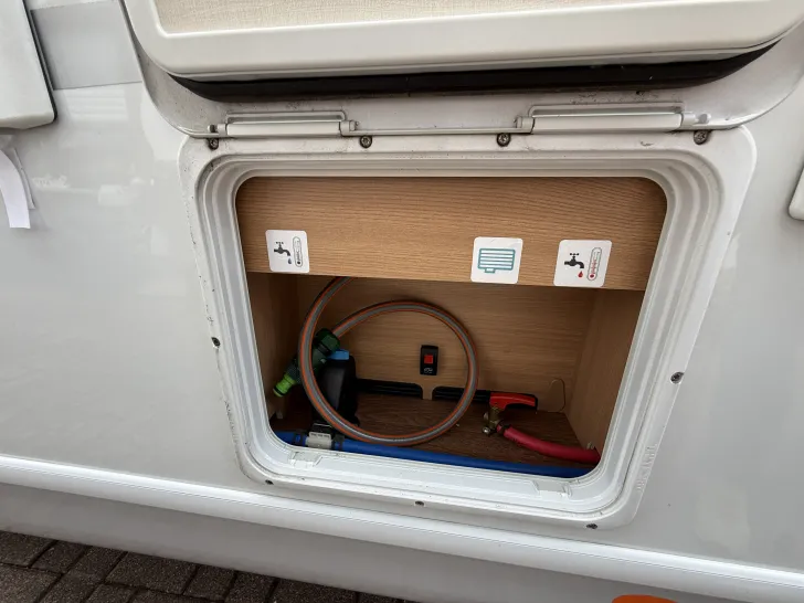 Fahrzeugbild LMC Cruiser V 646 Solar, Klimaautomatik #23