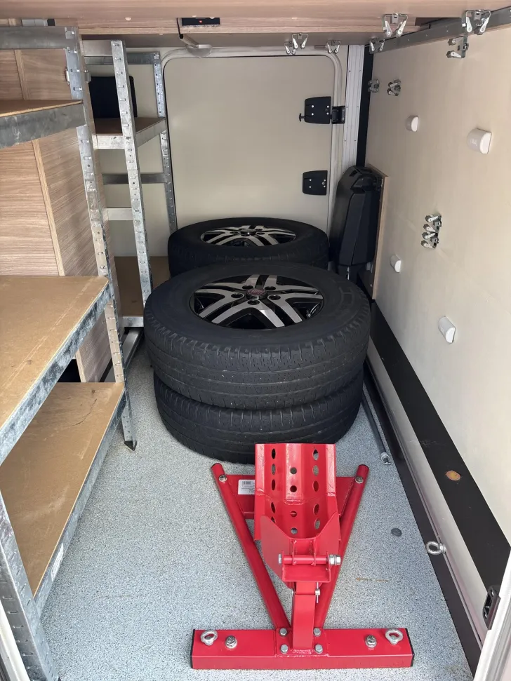 Fahrzeugbild Bürstner Ixeo I 727 G #5
