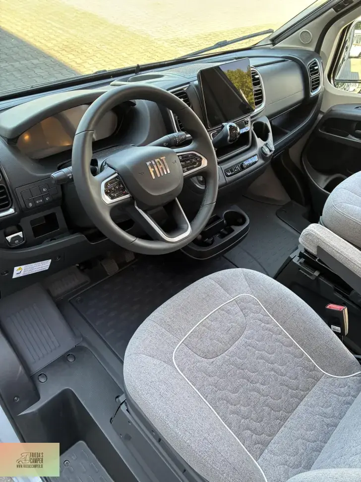 Fahrzeugbild Malibu Van first class - two rooms 640 LE RB Fiat #12